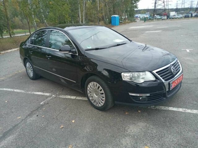 Синий Фольксваген Пассат, объемом двигателя 1.8 л и пробегом 206 тыс. км за 7000 $, фото 6 на Automoto.ua