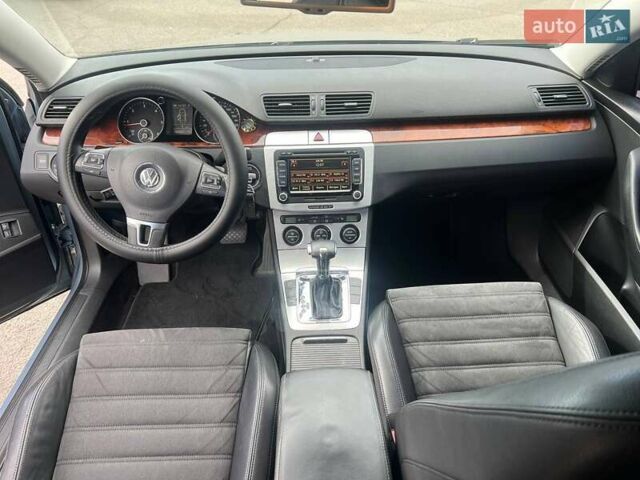 Синий Фольксваген Пассат, объемом двигателя 1.97 л и пробегом 185 тыс. км за 8500 $, фото 15 на Automoto.ua