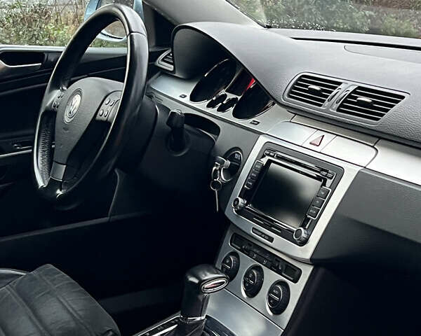 Синій Фольксваген Пассат, об'ємом двигуна 1.8 л та пробігом 345 тис. км за 6900 $, фото 23 на Automoto.ua