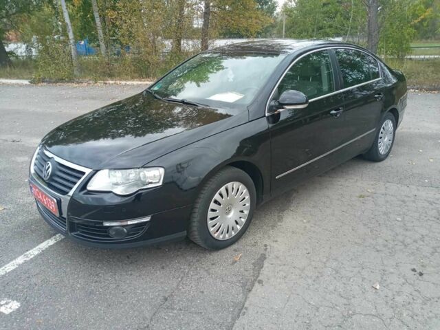 Синий Фольксваген Пассат, объемом двигателя 1.8 л и пробегом 206 тыс. км за 7000 $, фото 9 на Automoto.ua