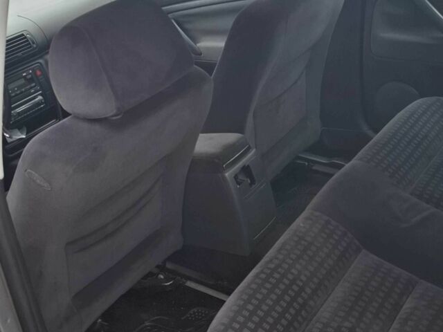 Синий Фольксваген Пассат, объемом двигателя 1.4 л и пробегом 309 тыс. км за 4800 $, фото 5 на Automoto.ua