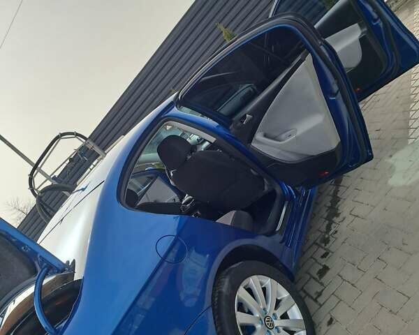 Синий Фольксваген Пассат, объемом двигателя 1.4 л и пробегом 237 тыс. км за 7300 $, фото 3 на Automoto.ua