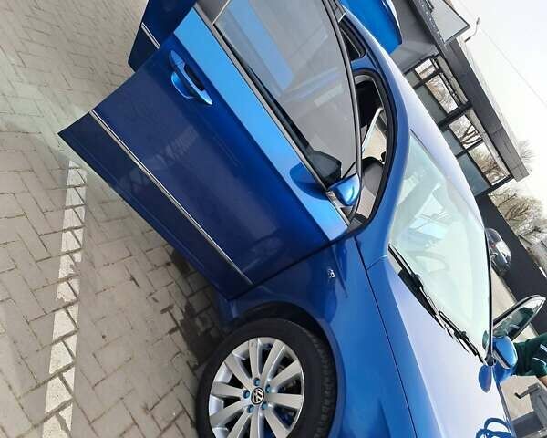 Синий Фольксваген Пассат, объемом двигателя 1.4 л и пробегом 237 тыс. км за 7300 $, фото 2 на Automoto.ua