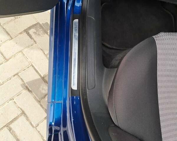 Синий Фольксваген Пассат, объемом двигателя 1.4 л и пробегом 237 тыс. км за 7300 $, фото 7 на Automoto.ua
