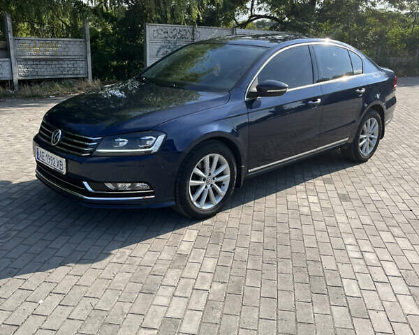 Синий Фольксваген Пассат, объемом двигателя 1.97 л и пробегом 320 тыс. км за 11200 $, фото 1 на Automoto.ua