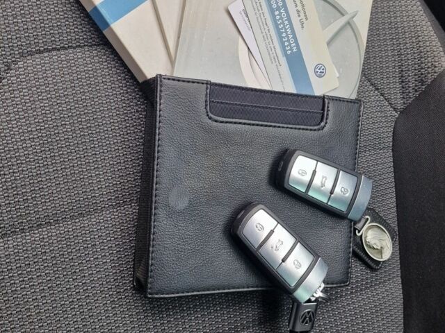 Синий Фольксваген Пассат, объемом двигателя 1.4 л и пробегом 237 тыс. км за 8950 $, фото 19 на Automoto.ua