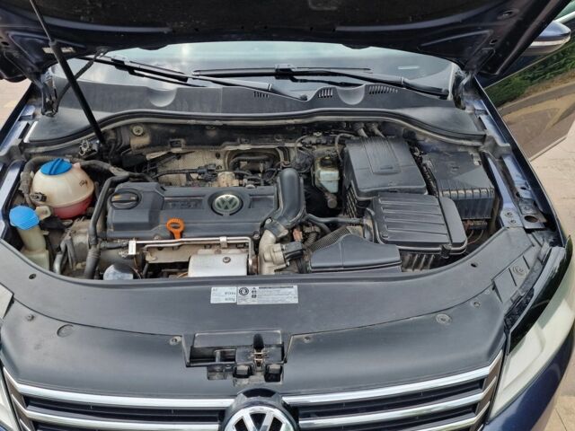 Синий Фольксваген Пассат, объемом двигателя 1.4 л и пробегом 237 тыс. км за 8950 $, фото 11 на Automoto.ua