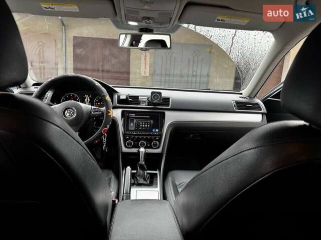 Синий Фольксваген Пассат, объемом двигателя 2.48 л и пробегом 130 тыс. км за 12000 $, фото 7 на Automoto.ua