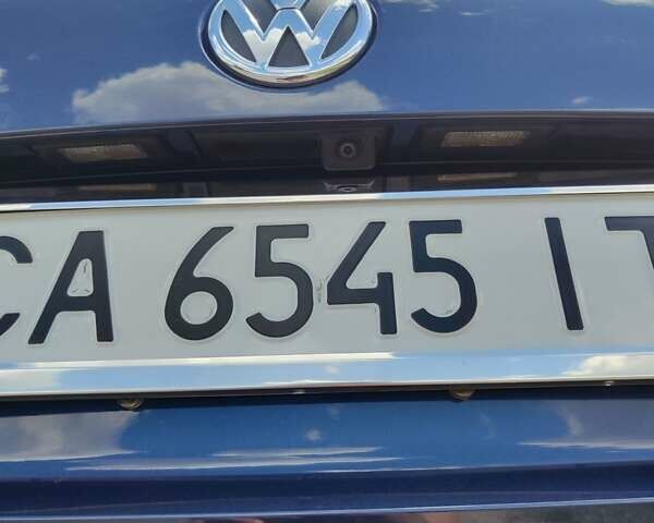 Синій Фольксваген Пассат, об'ємом двигуна 2.5 л та пробігом 213 тис. км за 10500 $, фото 1 на Automoto.ua