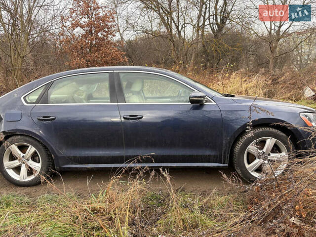 Синий Фольксваген Пассат, объемом двигателя 2.5 л и пробегом 156 тыс. км за 5500 $, фото 4 на Automoto.ua