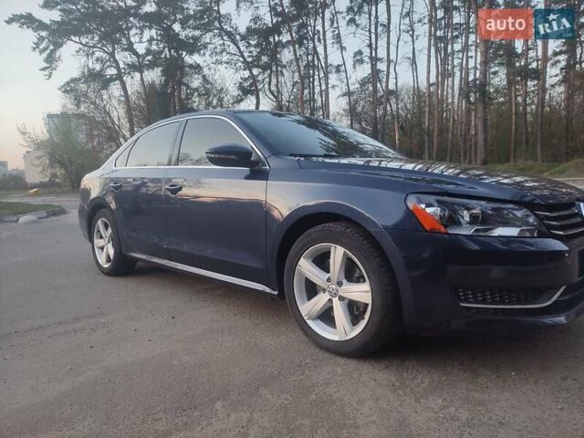 Синий Фольксваген Пассат, объемом двигателя 2.5 л и пробегом 216 тыс. км за 10500 $, фото 12 на Automoto.ua
