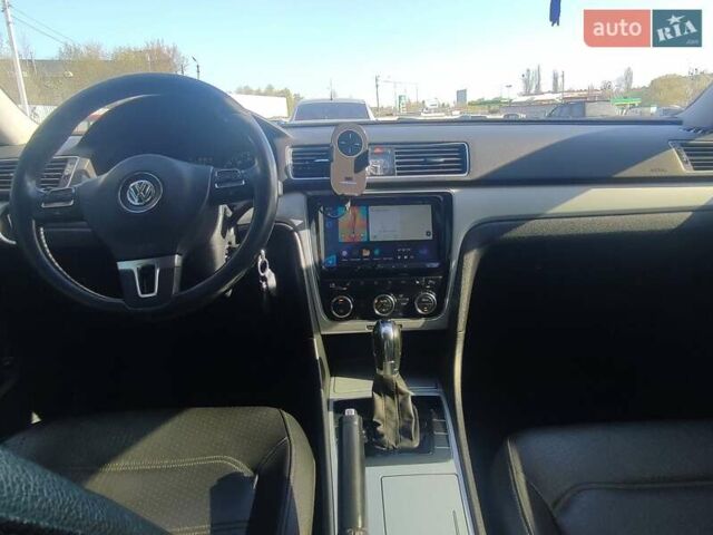 Синий Фольксваген Пассат, объемом двигателя 2.5 л и пробегом 216 тыс. км за 10500 $, фото 16 на Automoto.ua