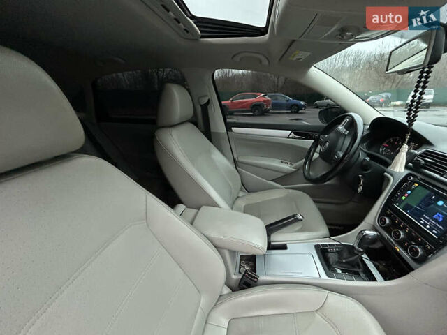 Синий Фольксваген Пассат, объемом двигателя 2 л и пробегом 262 тыс. км за 12000 $, фото 45 на Automoto.ua