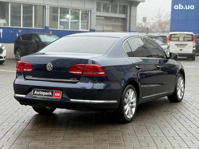 Синий Фольксваген Пассат, объемом двигателя 2 л и пробегом 263 тыс. км за 11690 $, фото 4 на Automoto.ua