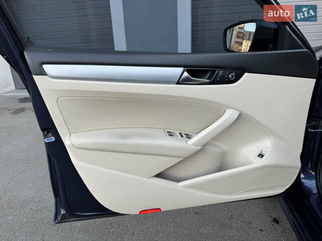 Синий Фольксваген Пассат, объемом двигателя 1.97 л и пробегом 170 тыс. км за 10590 $, фото 43 на Automoto.ua