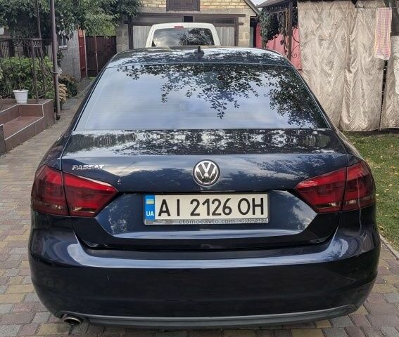 Синий Фольксваген Пассат, объемом двигателя 2.5 л и пробегом 258 тыс. км за 8500 $, фото 3 на Automoto.ua