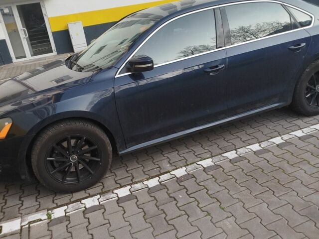 Синий Фольксваген Пассат, объемом двигателя 2.5 л и пробегом 240 тыс. км за 8000 $, фото 17 на Automoto.ua