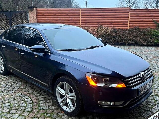 Синий Фольксваген Пассат, объемом двигателя 2 л и пробегом 260 тыс. км за 13600 $, фото 11 на Automoto.ua