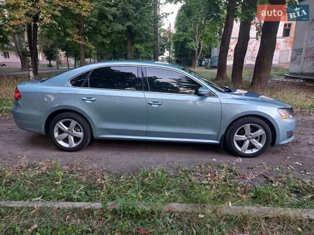 Синий Фольксваген Пассат, объемом двигателя 2.5 л и пробегом 165 тыс. км за 10500 $, фото 14 на Automoto.ua