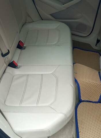 Синий Фольксваген Пассат, объемом двигателя 1.97 л и пробегом 225 тыс. км за 11500 $, фото 15 на Automoto.ua