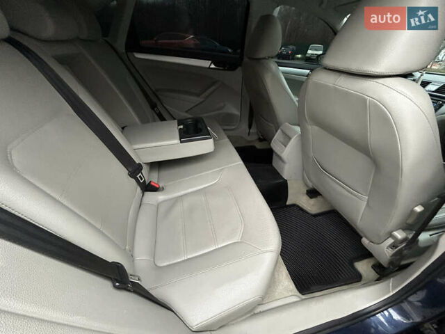 Синий Фольксваген Пассат, объемом двигателя 2 л и пробегом 262 тыс. км за 12000 $, фото 40 на Automoto.ua