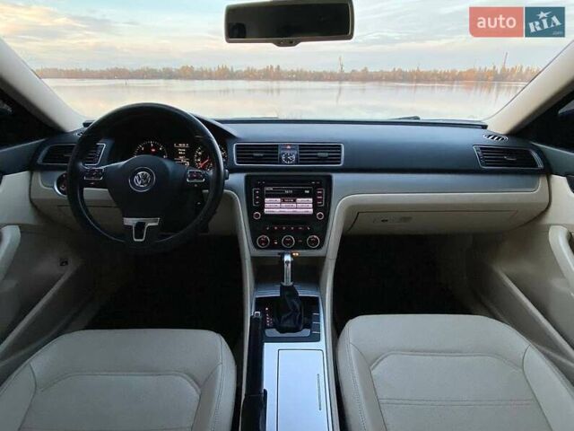 Фольксваген Пассат 2012 в Днепре (Днепропетровске) на Automoto.ua Синий Фольксваген Пассат, объемом двигателя 2 л и пробегом 280 тыс. км за 11450 $, фото 15 на Automoto.ua