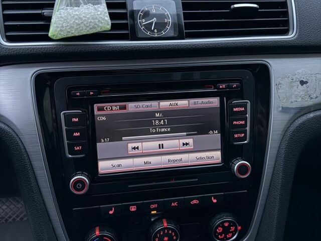 Синий Фольксваген Пассат, объемом двигателя 2.5 л и пробегом 205 тыс. км за 9100 $, фото 19 на Automoto.ua