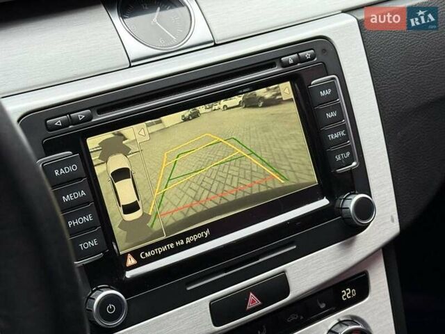 Синий Фольксваген Пассат, объемом двигателя 2 л и пробегом 263 тыс. км за 11690 $, фото 29 на Automoto.ua