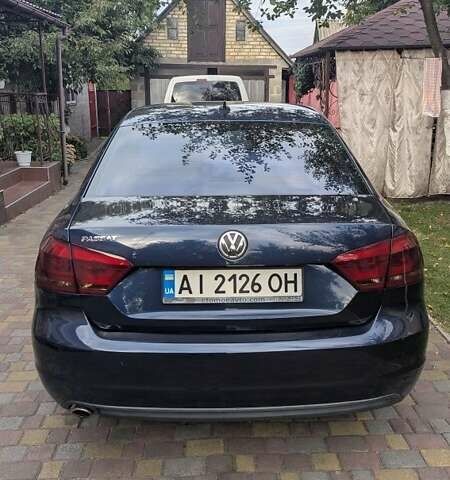 Синий Фольксваген Пассат, объемом двигателя 2.5 л и пробегом 258 тыс. км за 10000 $, фото 2 на Automoto.ua