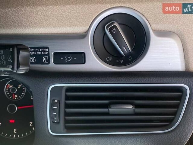 Фольксваген Пассат 2012 в Днепре (Днепропетровске) на Automoto.ua Синий Фольксваген Пассат, объемом двигателя 2 л и пробегом 280 тыс. км за 11450 $, фото 13 на Automoto.ua