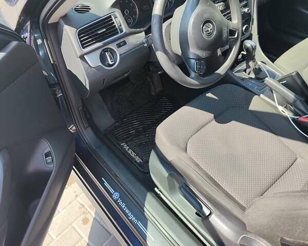 Синій Фольксваген Пассат, об'ємом двигуна 2.48 л та пробігом 340 тис. км за 7900 $, фото 7 на Automoto.ua
