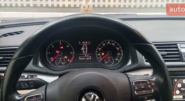 Синий Фольксваген Пассат, объемом двигателя 1.97 л и пробегом 225 тыс. км за 11500 $, фото 8 на Automoto.ua