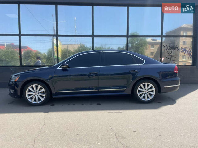 Синий Фольксваген Пассат, объемом двигателя 2.48 л и пробегом 270 тыс. км за 10200 $, фото 4 на Automoto.ua
