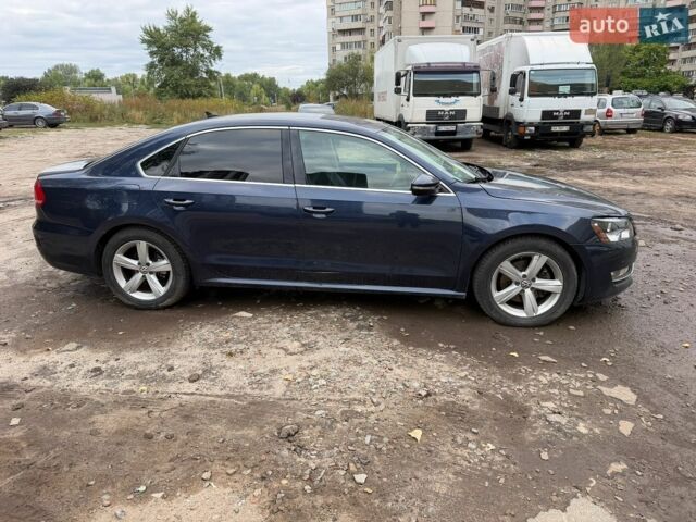 Синий Фольксваген Пассат, объемом двигателя 2.5 л и пробегом 178 тыс. км за 8800 $, фото 7 на Automoto.ua