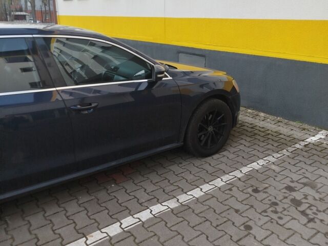 Синий Фольксваген Пассат, объемом двигателя 2.5 л и пробегом 240 тыс. км за 8000 $, фото 21 на Automoto.ua