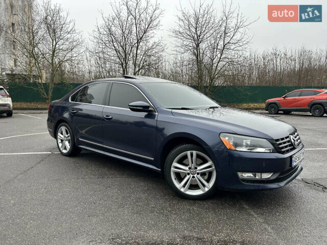 Синий Фольксваген Пассат, объемом двигателя 2 л и пробегом 262 тыс. км за 12000 $, фото 4 на Automoto.ua
