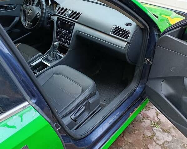 Синій Фольксваген Пассат, об'ємом двигуна 2.5 л та пробігом 479 тис. км за 6000 $, фото 5 на Automoto.ua