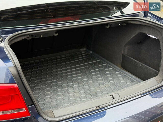 Синий Фольксваген Пассат, объемом двигателя 2 л и пробегом 263 тыс. км за 11690 $, фото 18 на Automoto.ua