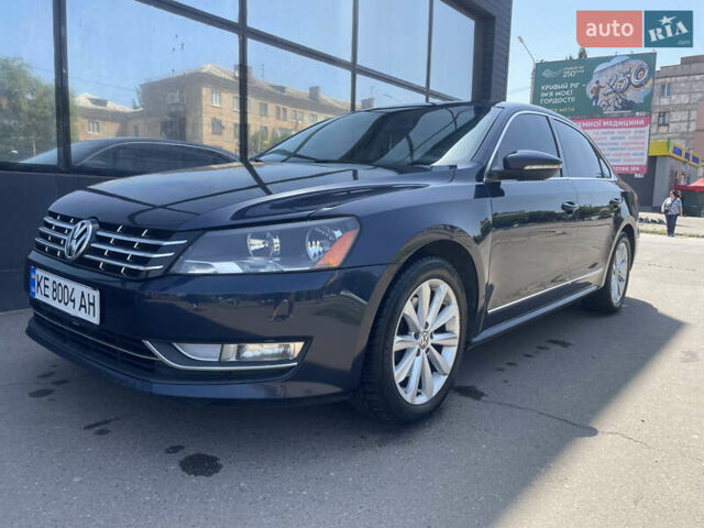 Синий Фольксваген Пассат, объемом двигателя 2.48 л и пробегом 270 тыс. км за 9999 $, фото 3 на Automoto.ua