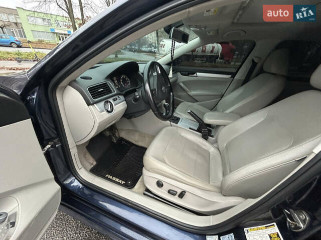 Синий Фольксваген Пассат, объемом двигателя 2 л и пробегом 262 тыс. км за 12000 $, фото 32 на Automoto.ua