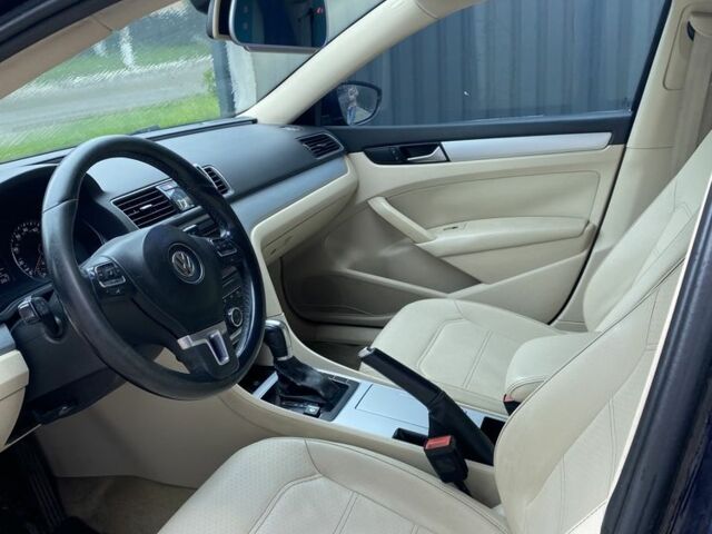 Синій Фольксваген Пассат, об'ємом двигуна 2.5 л та пробігом 350 тис. км за 8500 $, фото 7 на Automoto.ua