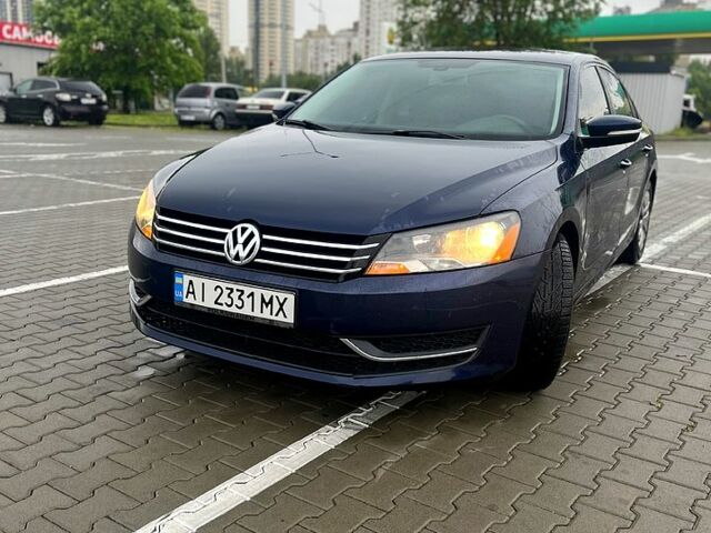 Синий Фольксваген Пассат, объемом двигателя 2.5 л и пробегом 273 тыс. км за 8300 $, фото 4 на Automoto.ua