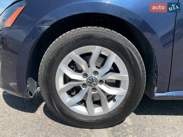 Синий Фольксваген Пассат, объемом двигателя 2.48 л и пробегом 232 тыс. км за 9200 $, фото 12 на Automoto.ua