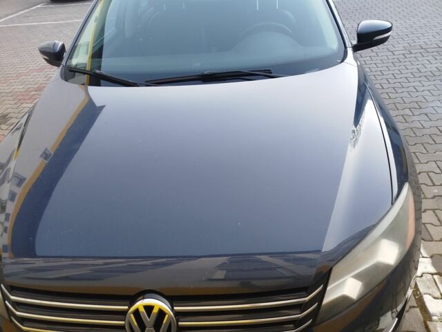 Синий Фольксваген Пассат, объемом двигателя 2.5 л и пробегом 240 тыс. км за 8000 $, фото 16 на Automoto.ua