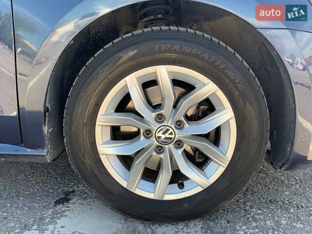 Синий Фольксваген Пассат, объемом двигателя 2.48 л и пробегом 232 тыс. км за 9200 $, фото 9 на Automoto.ua