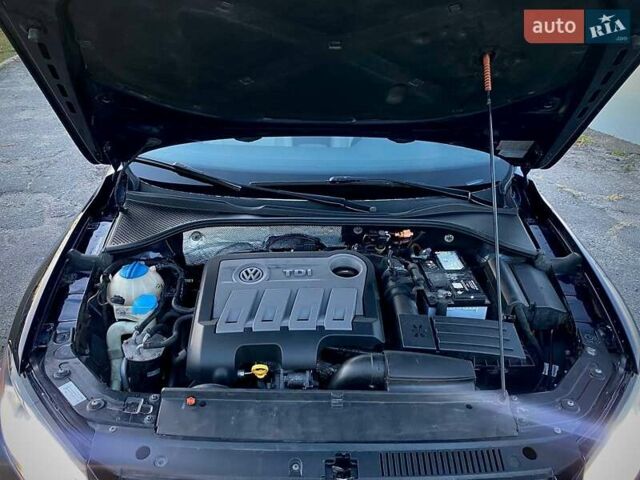 Фольксваген Пассат 2012 в Днепре (Днепропетровске) на Automoto.ua Синий Фольксваген Пассат, объемом двигателя 2 л и пробегом 280 тыс. км за 11450 $, фото 9 на Automoto.ua