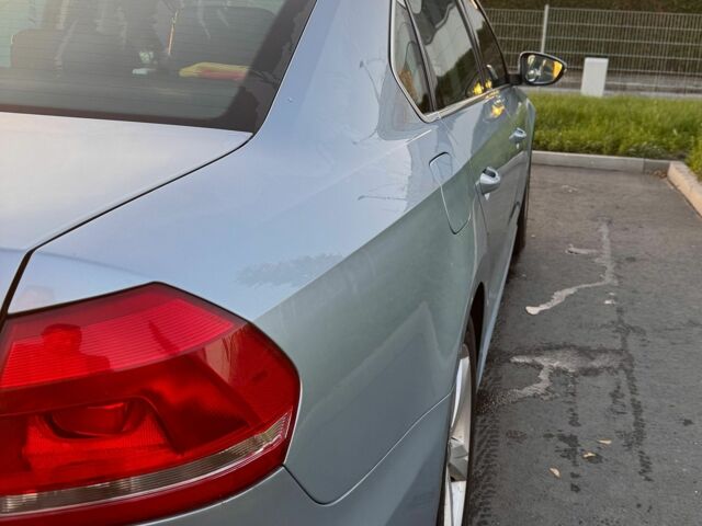 Синий Фольксваген Пассат, объемом двигателя 2.5 л и пробегом 207 тыс. км за 8800 $, фото 6 на Automoto.ua