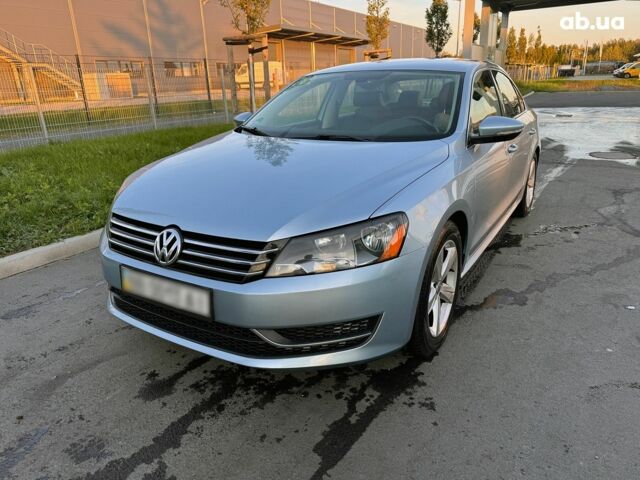 Синий Фольксваген Пассат, объемом двигателя 2.5 л и пробегом 207 тыс. км за 8800 $, фото 5 на Automoto.ua