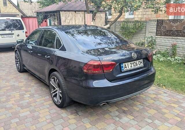 Синий Фольксваген Пассат, объемом двигателя 2.5 л и пробегом 258 тыс. км за 10000 $, фото 1 на Automoto.ua