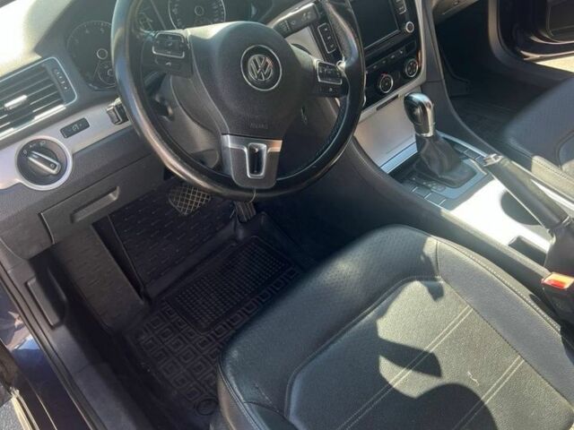 Фольксваген Пассат 2012 в Киеве на Automoto.ua Синий Фольксваген Пассат, объемом двигателя 2.5 л и пробегом 203 тыс. км за 9900 $, фото 19 на Automoto.ua